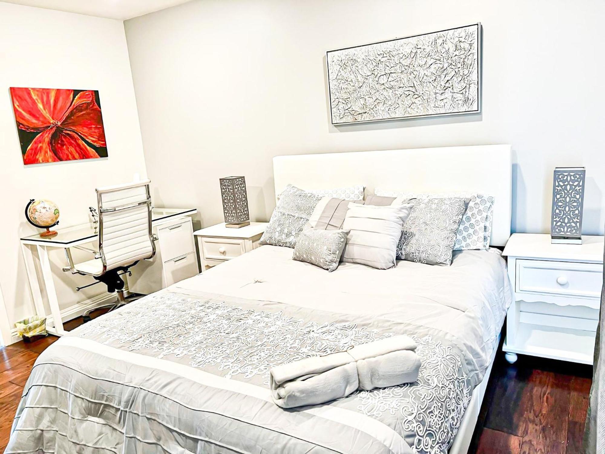 Modern 2-Bedroom Haven In The Heart Of La- Hud-Vp 로스앤젤레스 외부 사진